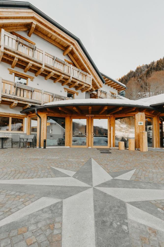 Hotel Aurai Telve Exterior photo